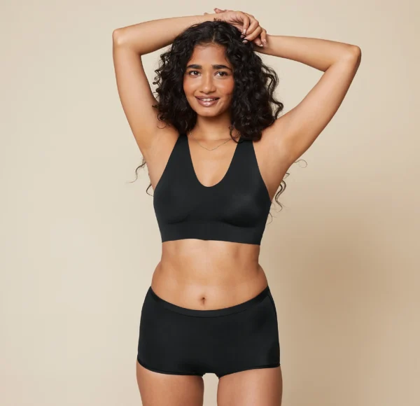 Bliss Sleek Lined Bralette - Black