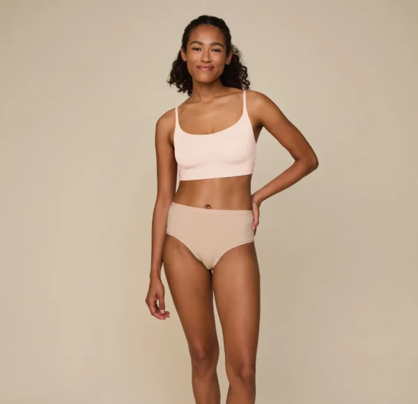 Bliss Scoop Bralette - Rose - Image 4