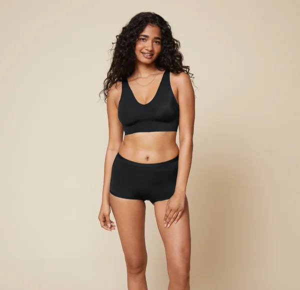 Bliss Sleek Lined Bralette - Black - Image 4