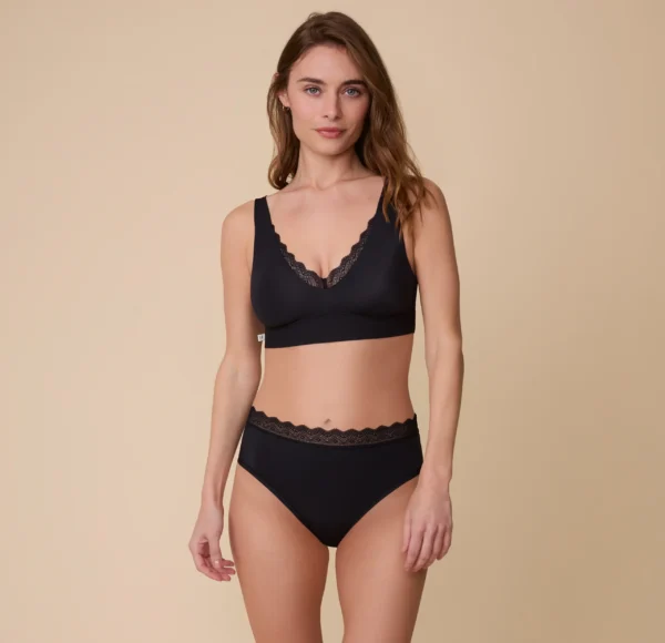 Bliss Lace Bralette - Black - Image 6