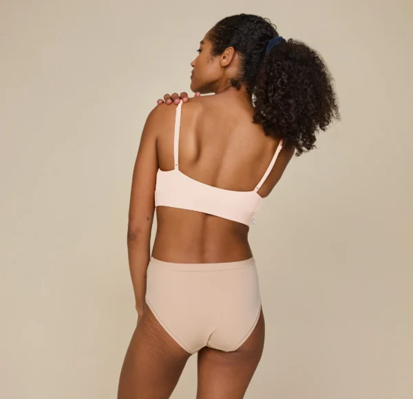 Bliss Scoop Bralette - Rose - Image 2